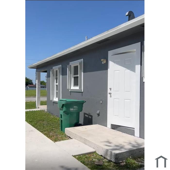 2160 NW 70th St